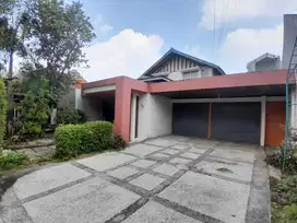 Rumah itung tanah di setrasari