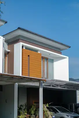 Dekat Ibarbo Park, Tidak Masuk Gang, Konstruksi Kokoh