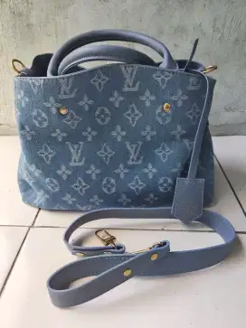 BUC Tas LV Biru