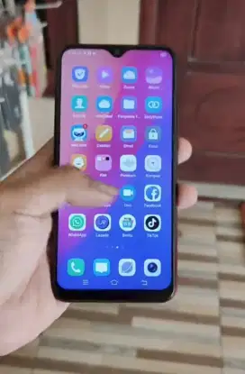 Vivo y12 warna merah
