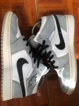 Sepatu nike air jordan mid