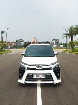 KM 41rb!! Asli Voxy AT 2018 Sunroof