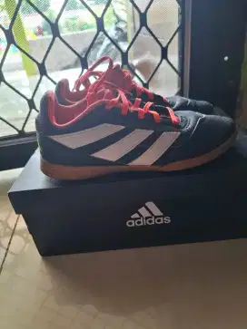 SEPATU FUTSAL ANAK ADIDAS PREDATOR
