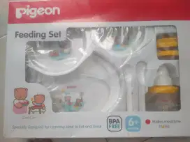 PIGEON FEEDING SET W/ TRAINING CUP