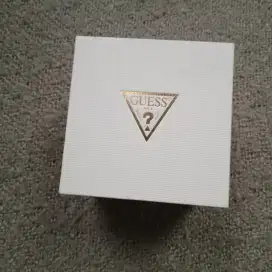 Watch  Guess wanita