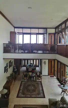 RUMAH MAINROAD  JL.Ir.H.JUANDA (DAGO BAWAH) WILAYAH KOMERSIL