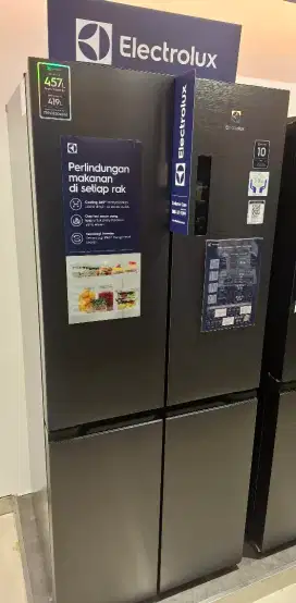 KULKAS MULTIDOOR ELECTRUX EQE4200A-B/BL