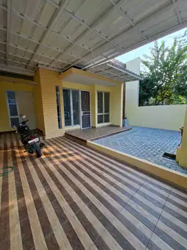 Rumah Disewakan Siap huni. di Cluster Ifolia, Harapan Indah, Bekasi