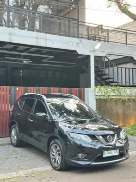 Xtrail 2.5 T32 tahun 2015 bs tt kredit