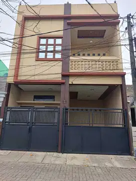 Dijual Rumah 3 Lantai di Poris Indah Galaxy, Tangerang