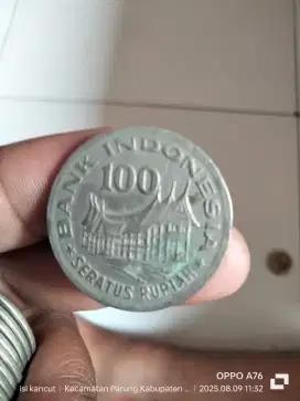 Koin logam Rp100 wayang