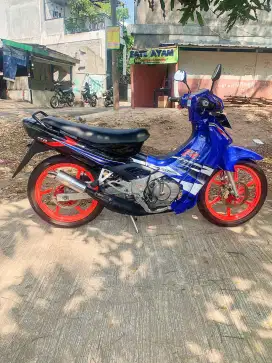 Satria 2tak ru lumba 120 th 2003 warna biru hitam tinggal pake aja.