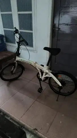 Sepeda Lipat Genio