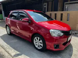 Etios Valco G MT 2015