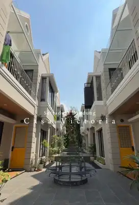 Rumah exclusive di tengah kota bandung, dekat ke tol Pasteur