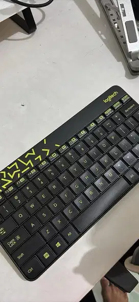 Keyboard Logitech MK240 Wireless + Mouse Black