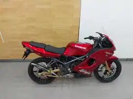 kawasaki ninja rr old