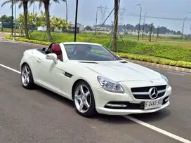 Mulus low Km Siap Pakai Mercedes Benz SLK200 AMG 1.8 Cabriolet Red on