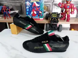 Sepatu Casual Italy Mewah Dolce Gabbana