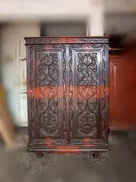 Lemari Pakaian Jati Ukir P119 L55 tggi 174cm