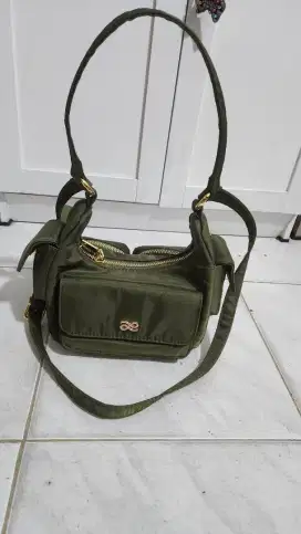 Tas little bunny ,size 20 cm an bahan nylon