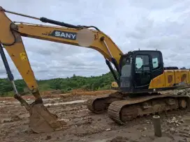 Exca SANY SY215c 2023 HM 4500an 
di Marangkayu