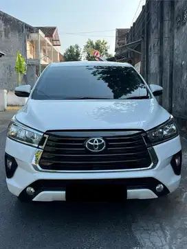 Innova Reborn 2.4 G A/T Diesel 2022