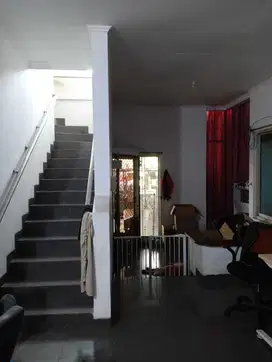 UNDER NJOP! JUAL RUMAH TAMAN SEMANAN INDAH POSISI BOULEVARD