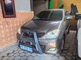 Toyota kijang innova 2.5 G 2011 plat AG nopi mobil bekas sekoto kediri