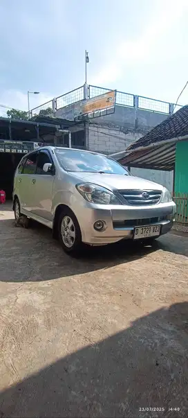 AVANZA TH 2005 SILVER Pajak ON