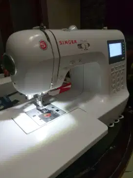 Mesin Jahit Singer Portable