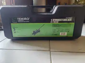 Dongkrak mobil tekiro