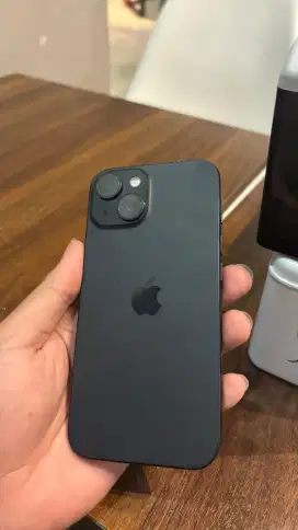 Iphone 15 128 garansi on (harga net)