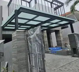 Kanopi atap kaca