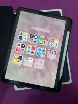 IPAD AIR 5th Mulus Like New