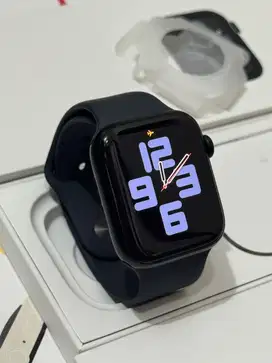 Apple Watch SE Gen 2 44mm Midnight Fullset Garansi On 2026