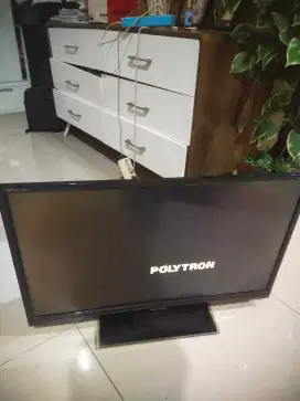 TV polytron 32inch ..Jual Cepat aja