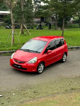 HONDA JAZZ IDSI AT 2008 MERAH KM 161 DP MINIM 5 JUTA