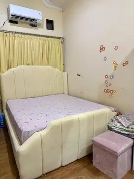 DIVAN + HEADBOARD (SANDARAN) * Tanpa Kasur (160x200)