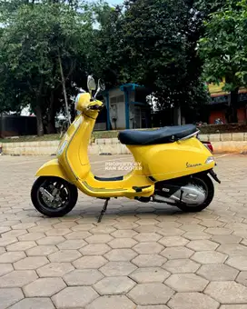 JUAL MURAH VESPA LX 125 iGET FACELIFT 2021 MULUS