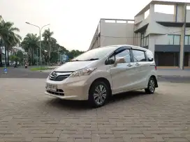 Honda Freed SD 1.5