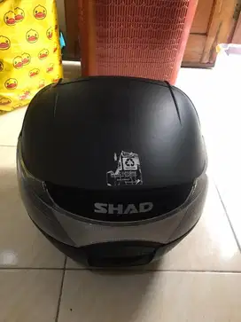 Box motor merk Shad