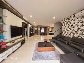 Dijual Rumah Mewah di BGM PIK (HOEK) Cluster Akasia