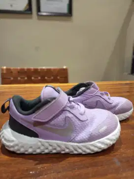 Sepatu anak Nike (Original)