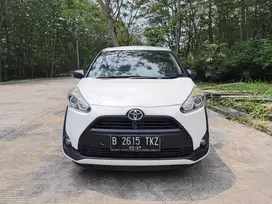 SIENTA E MT 2015 TDP 5 JUTA