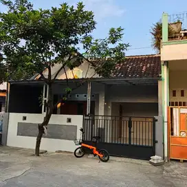 Rumah Bolon 84Mt, 2Kt, 1Km, siap huni, Colomadu, Karanganyat