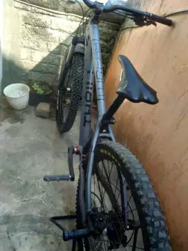 Sepeda Thrill Wreak