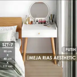 Meja Rias Aesthetic Putih Minimalis – Kokoh, Elegan, dan Hemat Ruang