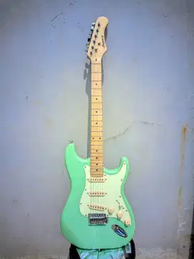 Dijual Gitar Legacy EG-100 Stratocaster