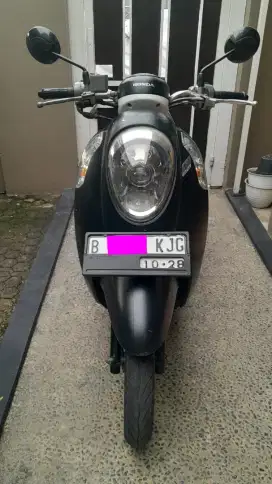 DIJUAL HONDA SCOOPY 2015